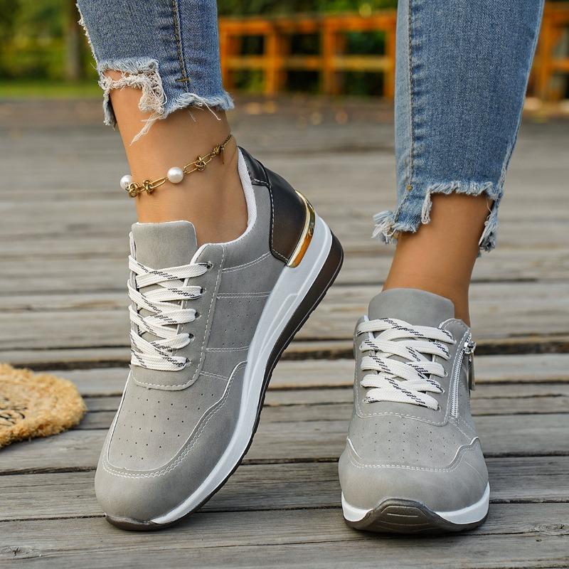 New Women's Lace-up Shoes, Large-sized Thick-soled Casual Low-top Sporty Single