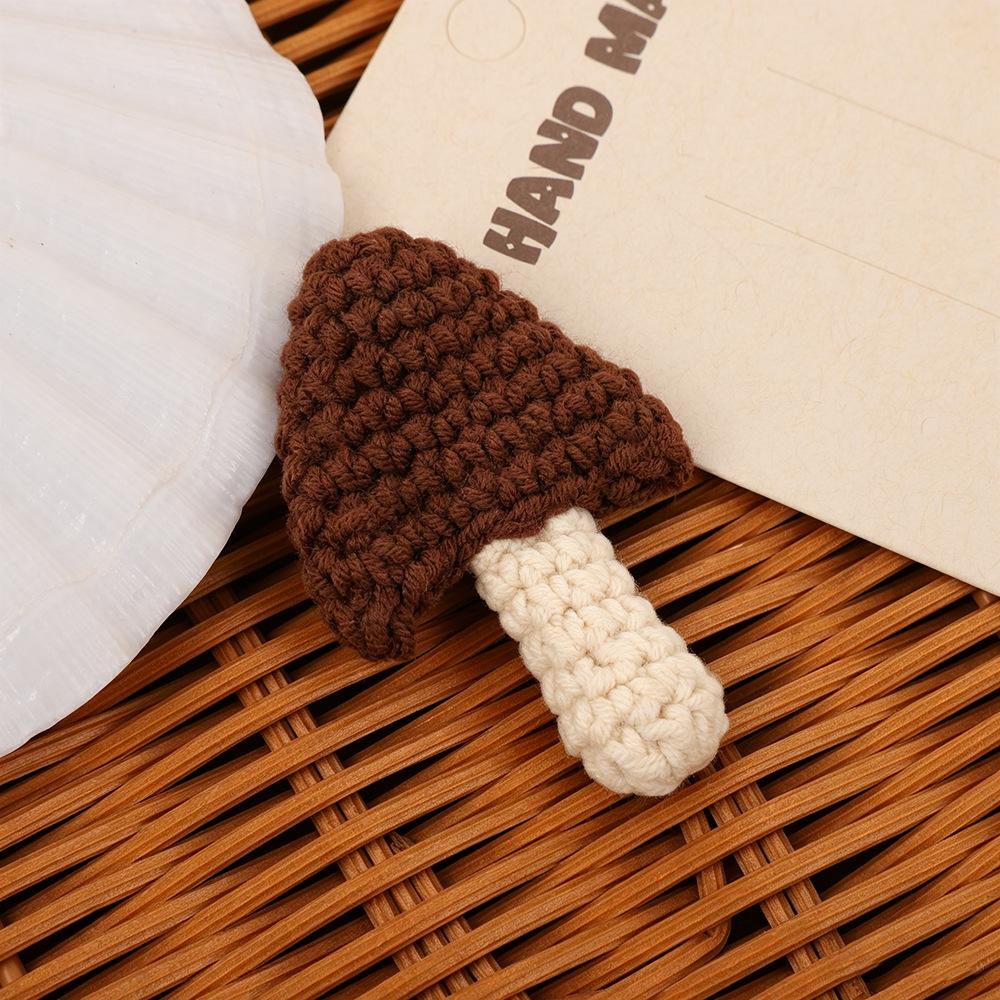 Hand-Crocheted Mushroom Hair Clip & Mini DIY Keychain Accessories Set