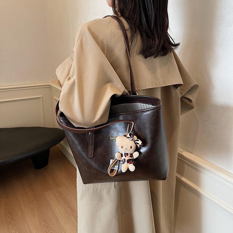 Premium Sense Large Capacity Bag Women 2025 New Trendy Fashion Shoulder Bag Underarm Bag Versatile Tote Bag Foreign Trade