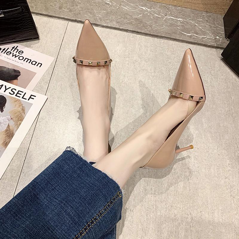 nude stiletto