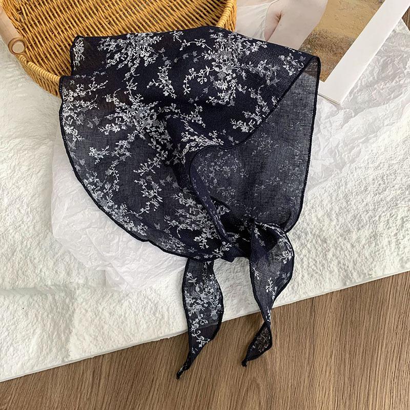 Triangle scarf scarf women's fashion decorative small scarf versatile silk scarf high-end floral headscarf summer women's pastoral headband