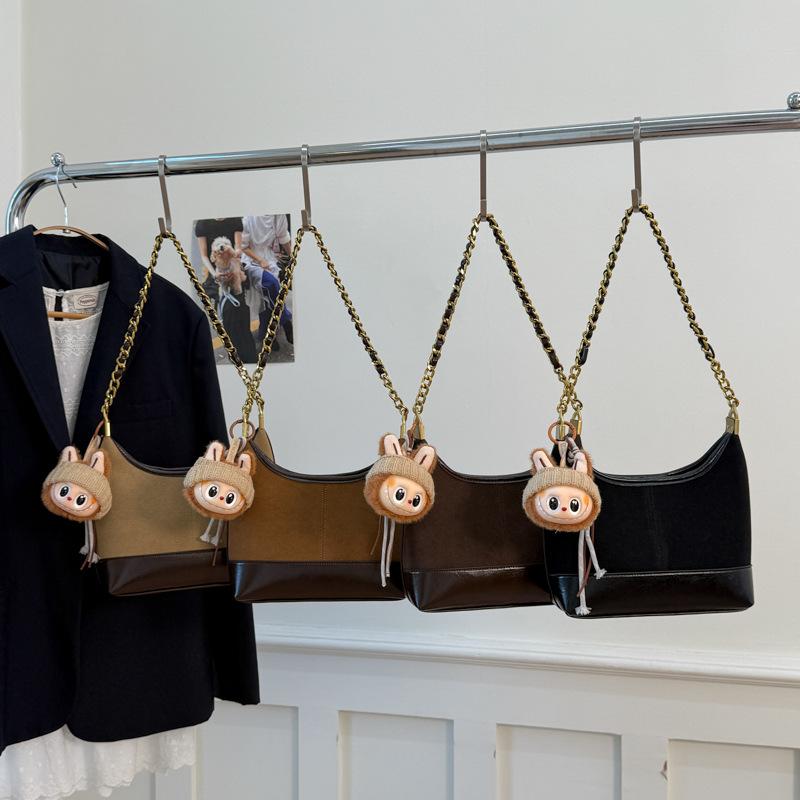 Autumn and Winter Large-capacity Bag Women's 2025 New Suede Retro Shoulder Underarm Bag Simple Casual Portable Bucket Bag