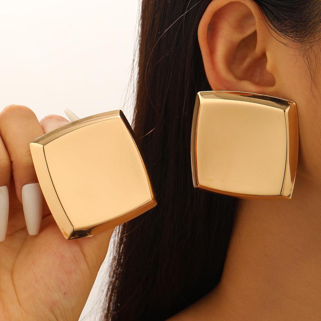 Kadınlar için Retro Geometrik Lava Dokulu Metal Küpeler