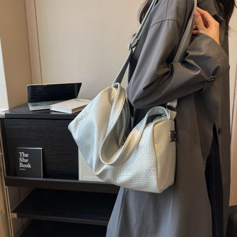 

Высококачественная текстурированная женская модная летняя универсальная сумка-подушка большой вместимости через плечо серебряный