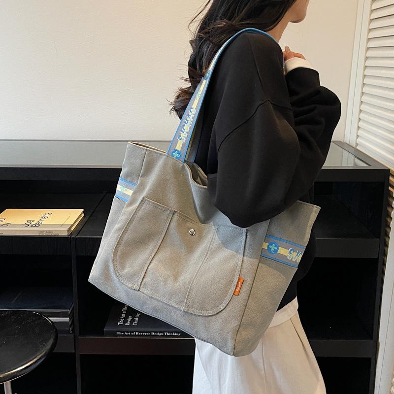Autumn And Winter Large-Capacity Canvas Bag Women'S Fashion Versatile Commuter Bag Going Out Leisure Shoulder Tote Bag