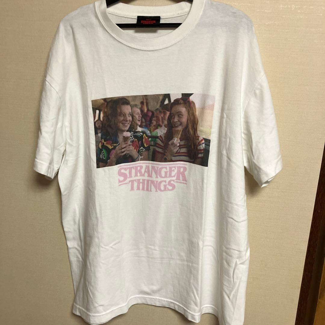 STRANGER THINGS T-shirt NETFLIX M