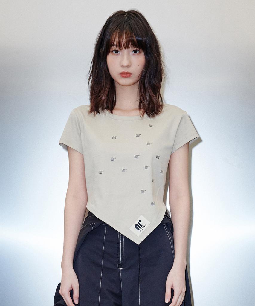 NILLRING T10.00 Unbalanced Short-Sleeved Print T-Shirt