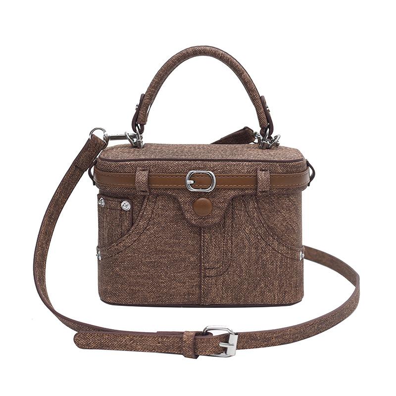 

Niche design bag women s new fashion denim splicing shoulder messenger bag trendy simple small square bag темно-коричневого
