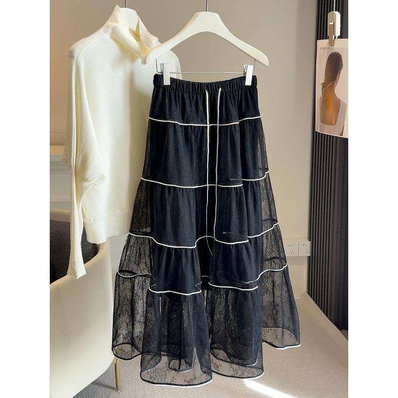 

French romantic lace pleated heavy industry half-length skirt women s spring and autumn temperament elegant and swinging A-shaped cake skirt One size fits all чорний