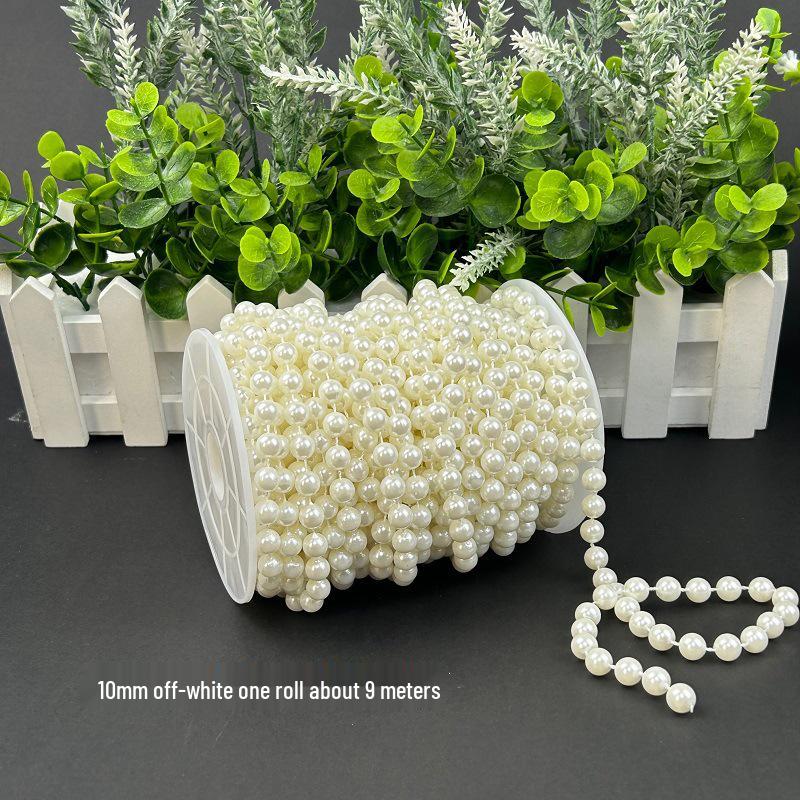 Svatební řetízek z imitovaných perel pro dekoraci a aranžmá scény