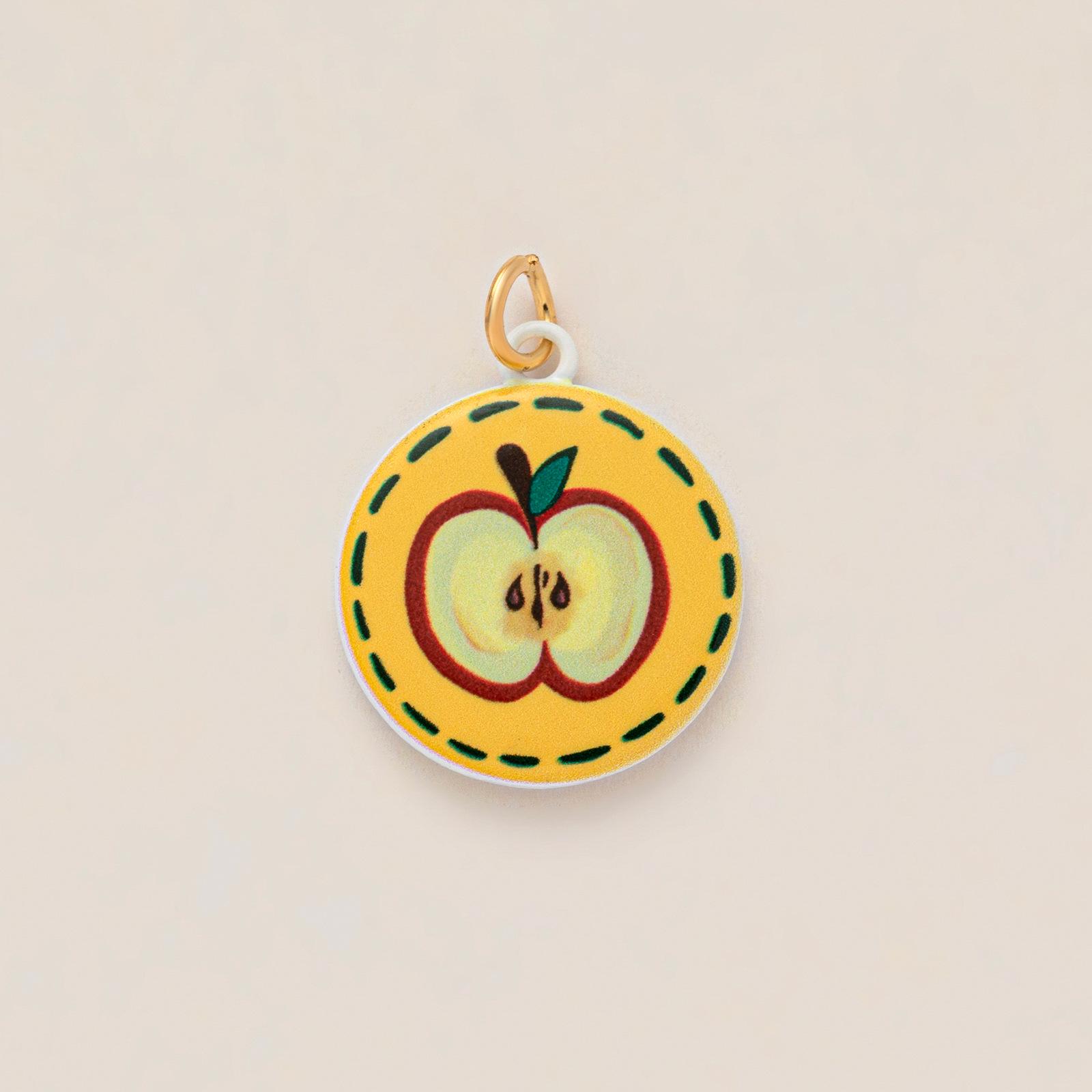 European & American Heart Ladybug Four-Leaf Clover Necklace with U-Shaped Leaf Pendant in Drip Oil Color Painting.