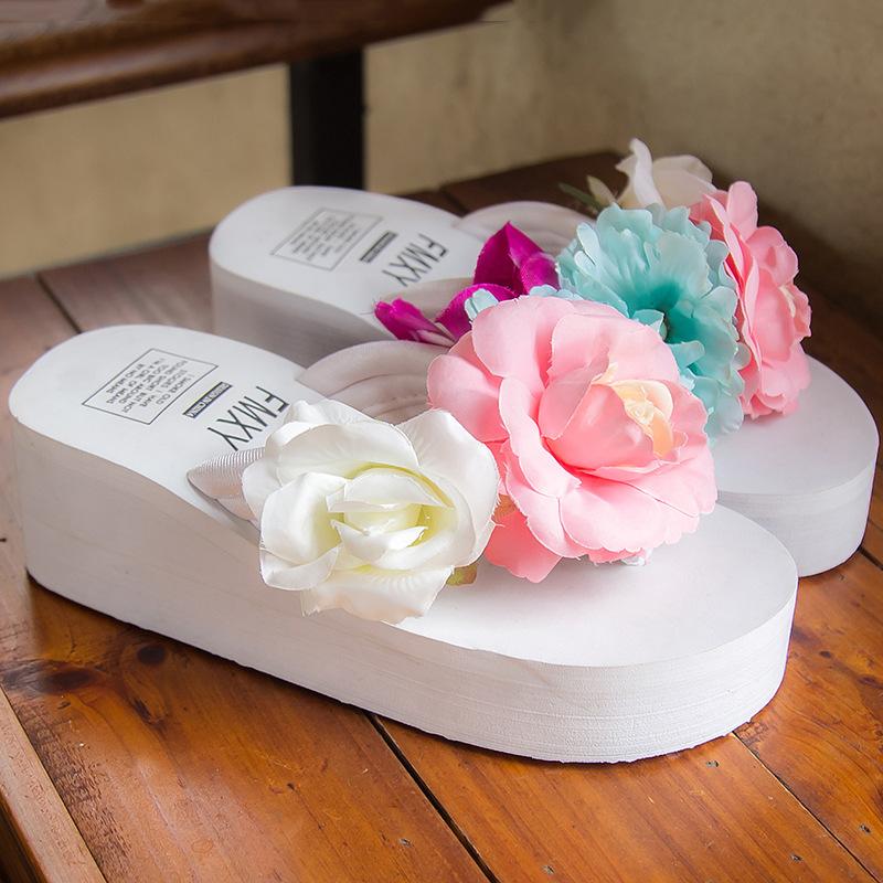 

Мода Comemore Клиновидный высокий каблук Женские летние пляжные ручной работы шлепанцы Толстая подошва Дизайнерские сандалии с цветами Женские тапочки Платформа 42 белый