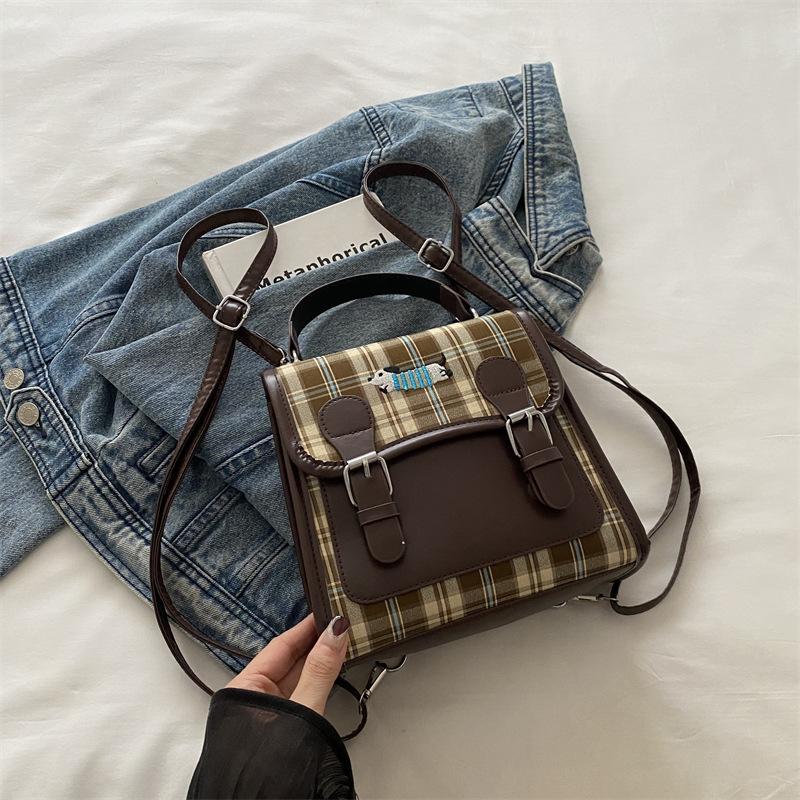 

Fashion retro and beautiful backpack for women 2025 new college style small backpack casual work commute small square bag no озеро синий
