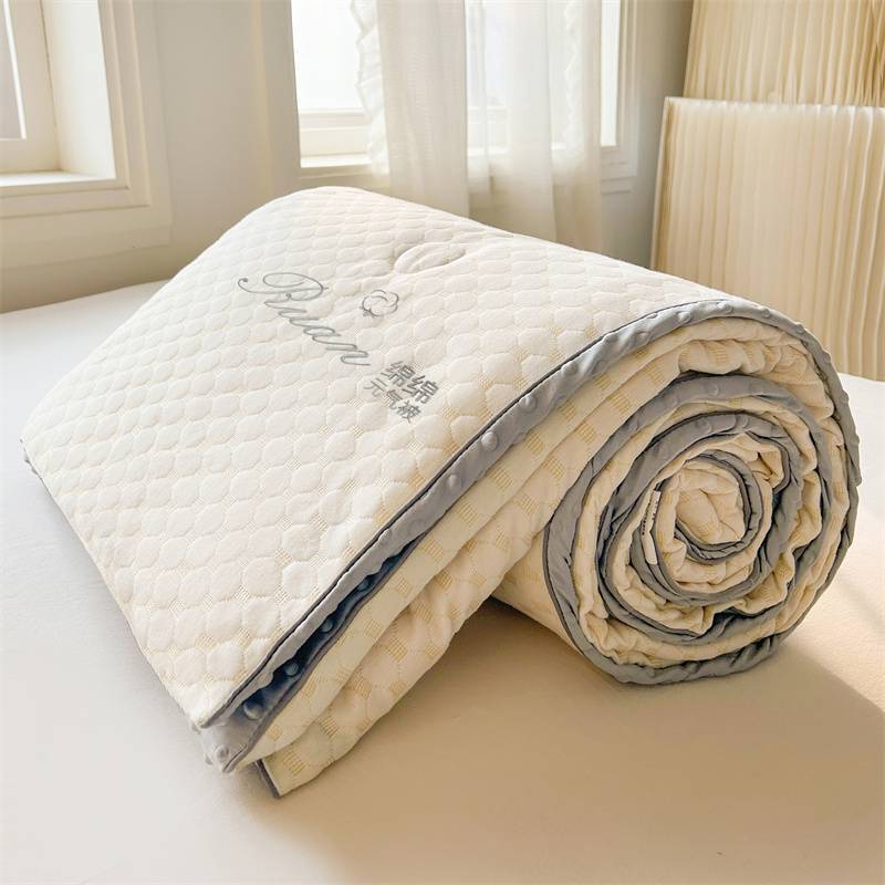 

2024 Новое летнее одеяло класса А с непрерывным энергичным воздушным слоем 150x200cm