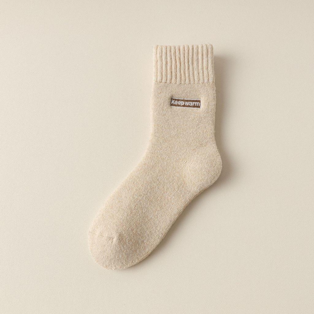 Ladies' Autumn/Winter Thick Wool Socks - Warm Embroidered Mid-Tube Terry, Plus Velvet for Cold Weather.