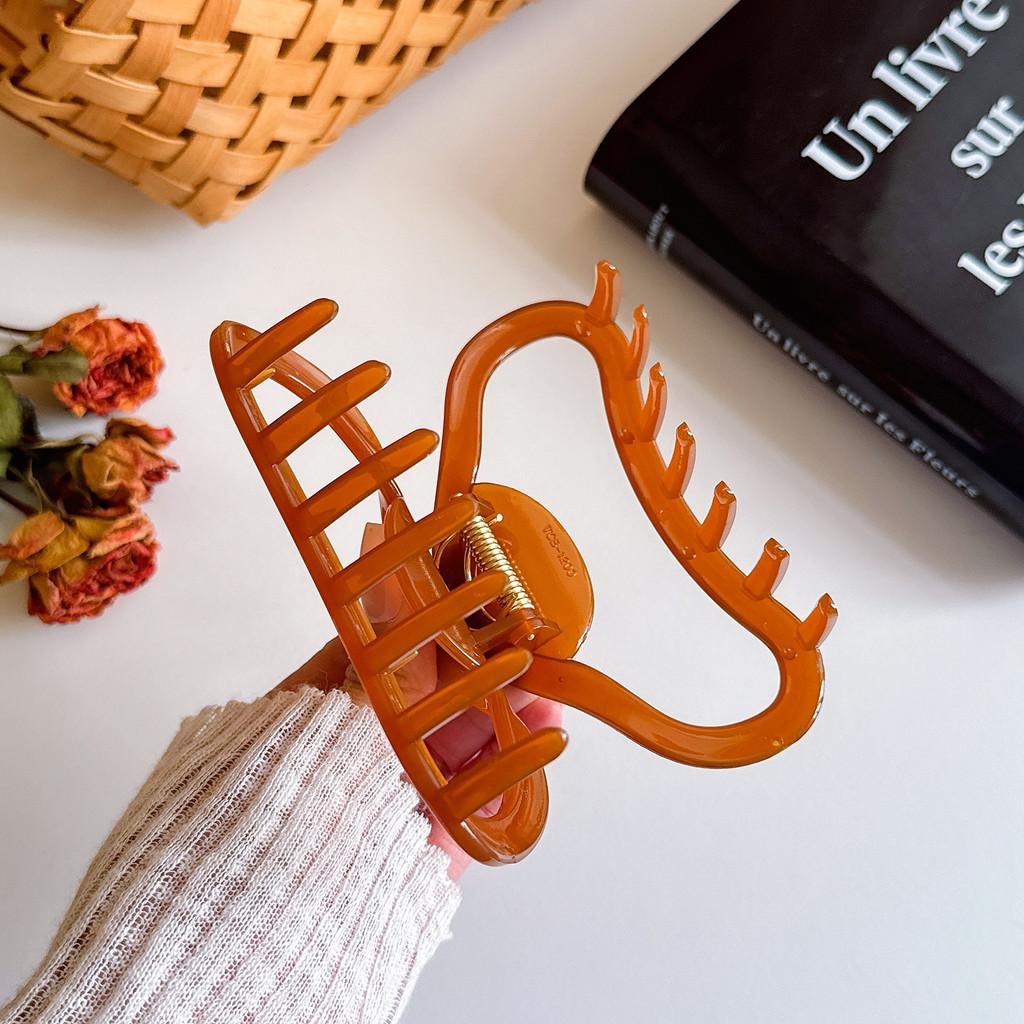 Elegant Cloud Hair Claw Clip Stylish And Trendy Large Hair Accessory For Women