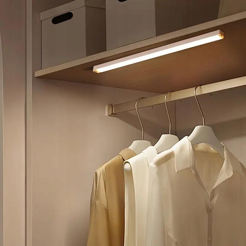 LED wardrobe lamp 30 cm with motion sensor, USB charging, self-adhesive