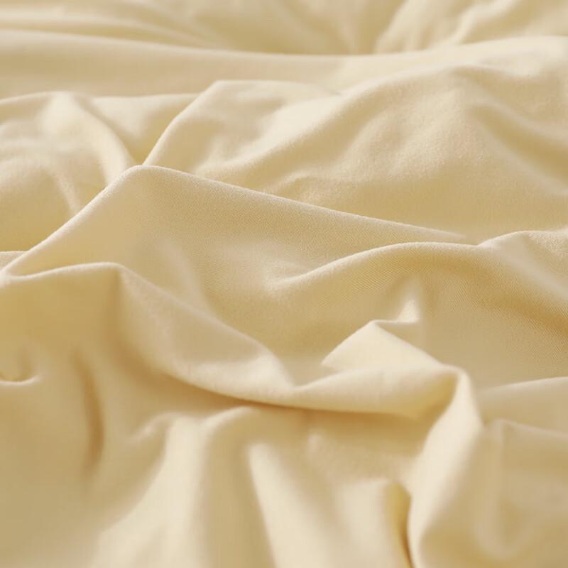 KINTHERI Ganzjahresweiche Polyesterfaser-Steppdecke