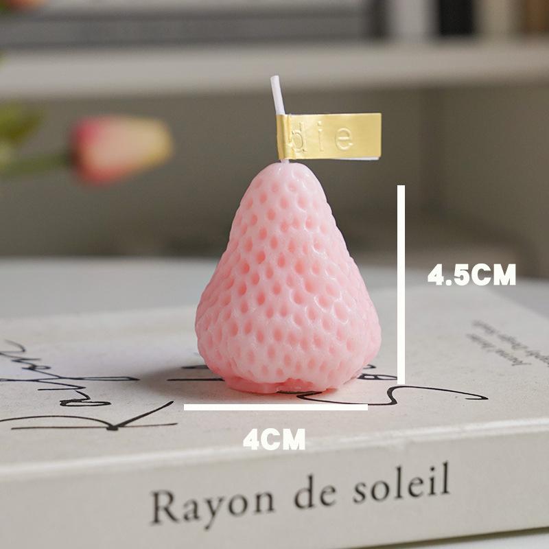 Handmade Cute Strawberry Scented Soy Wax Candle – Creative Birthday Party Favor Gift