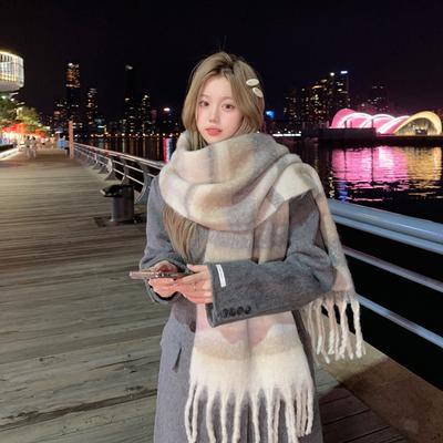Accessori – Sciarpe e foulard