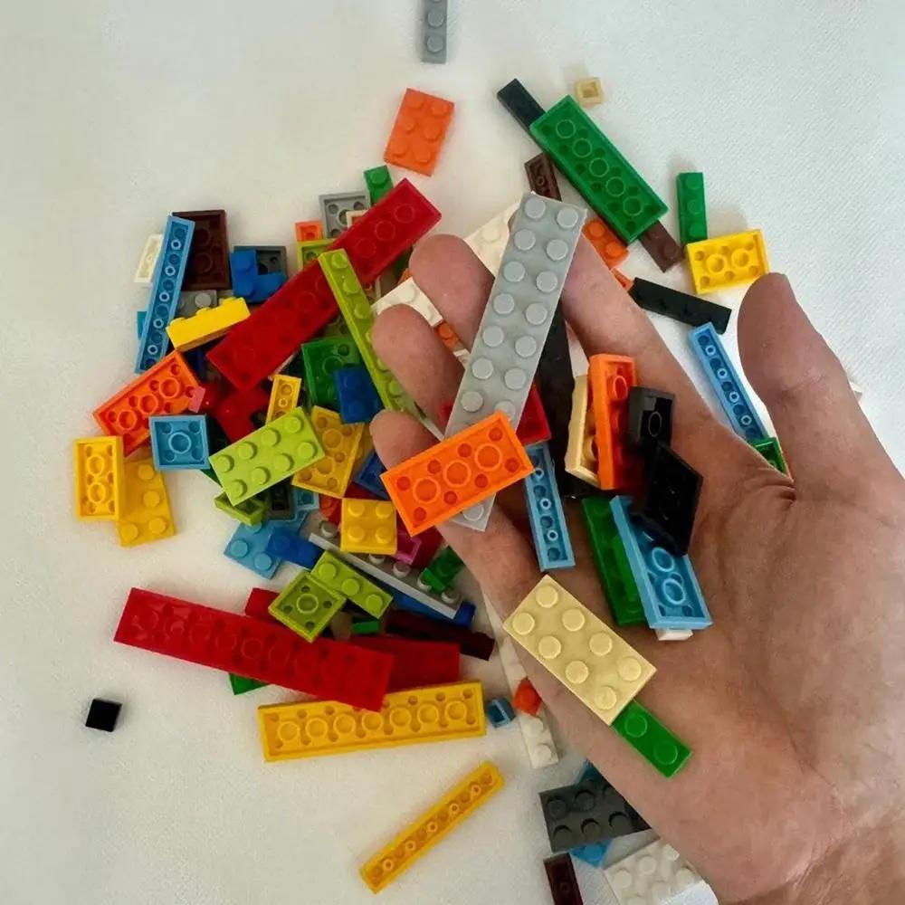 Non-Toxic 100Pcs 12 Shapes Thin Plate Parts City Bulk Building Blocks Mixed Accessory Creative Bricks Compatible Brand 1X1 1X2 1X4 Dots