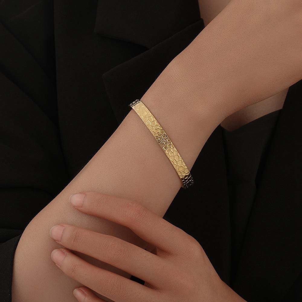 316L Stainless Steel Women Bangles Simple Style Gold Silver Color Women Bangle Fashion Ladies Jewelry for Party Holiday