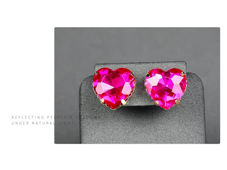 Minimalist Heart-Shaped Jewelry Set: Earrings, Bracelet, Necklace for Weddings