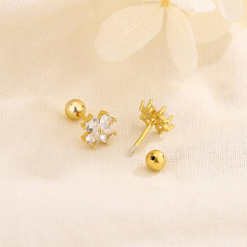Premium Sense Flower Ear Bone Studs Female Screw Screw Clasp Sleep Free Picking New Four Leaf Clover Earrings