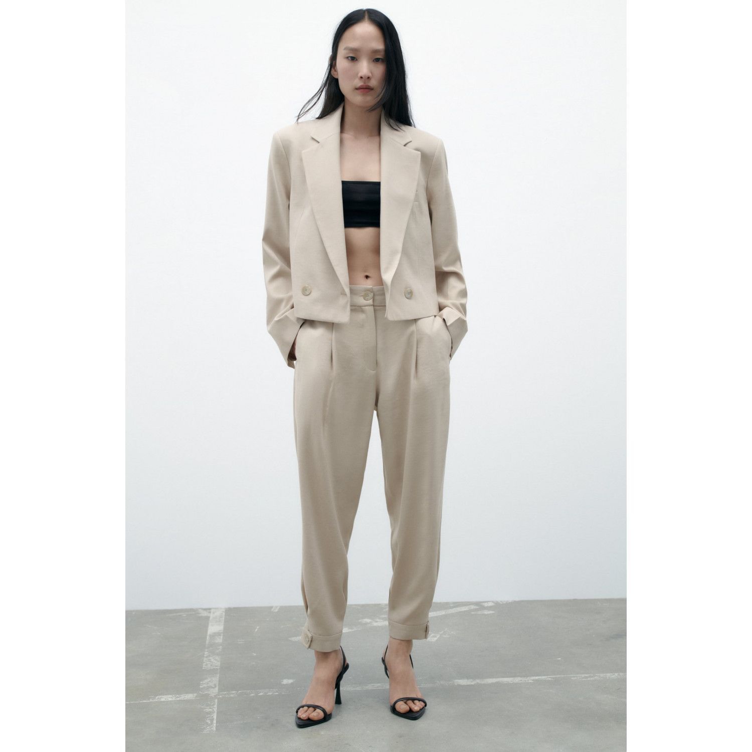 

TROUSERS WITH CUFFED HEMS