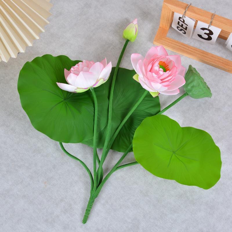 

2pcs Wedding Pink Lotus Bouquet Green Plant Silk Simulation Flower Auditorium Decoration Artificial Lotus Plants Fake Flowers світло-рожевий колір