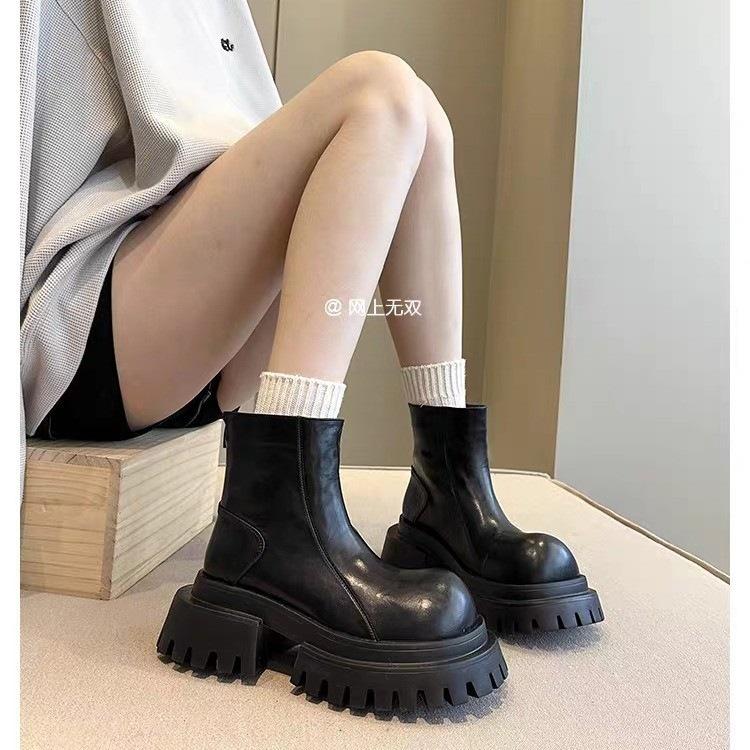 Black thick-soled thick-heeled small skinny boots round-toed Martin British short boots heightening Chelsea boots women's fashion