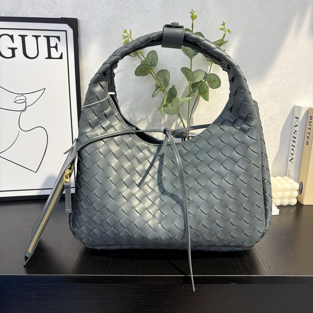 Original Factory Leather Womens Bags 2025 New Style Lambskin Stitched Mini Shoulder Bag Underarm Bag Single Handle Tote Bag Casual Handbag Bag