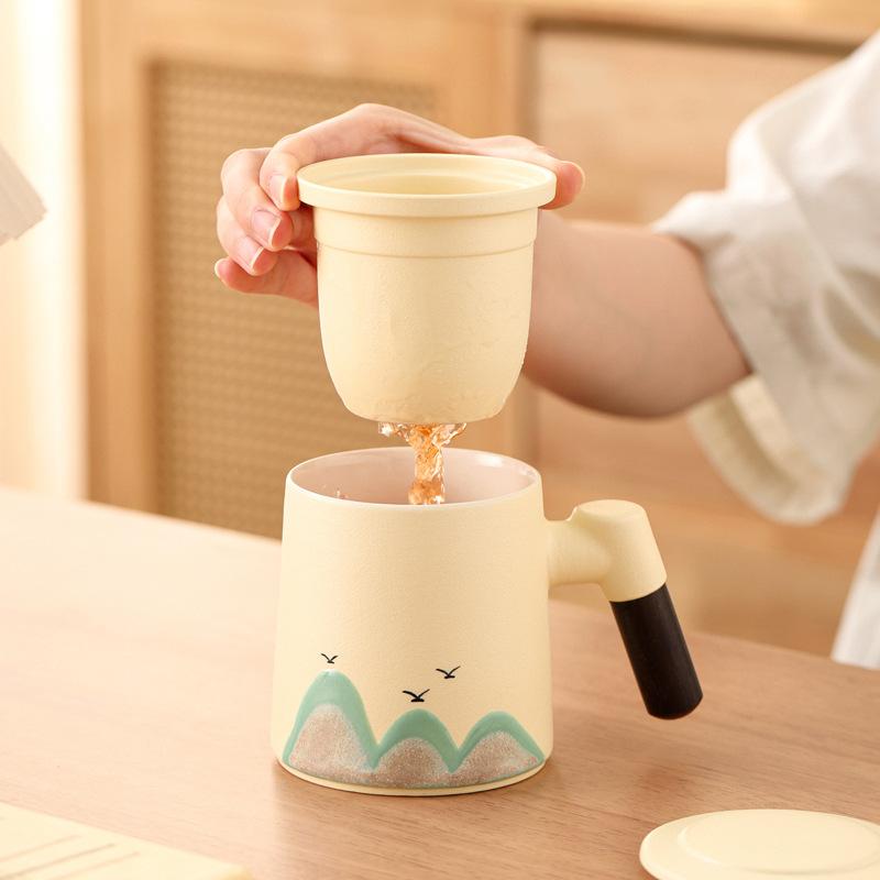 Ceramic Office Cup Water Cup Wanli Jiangshan Hand-painted Tea Cup Tea Separation Filter Tea Cup Business Gift