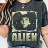 Vintage Alien Movie TShirt Retro Aliens LV Shirt Xenomorph Tee Ellen Ripley Shirt Nostromo Sweatshirt Horror Fan Gift