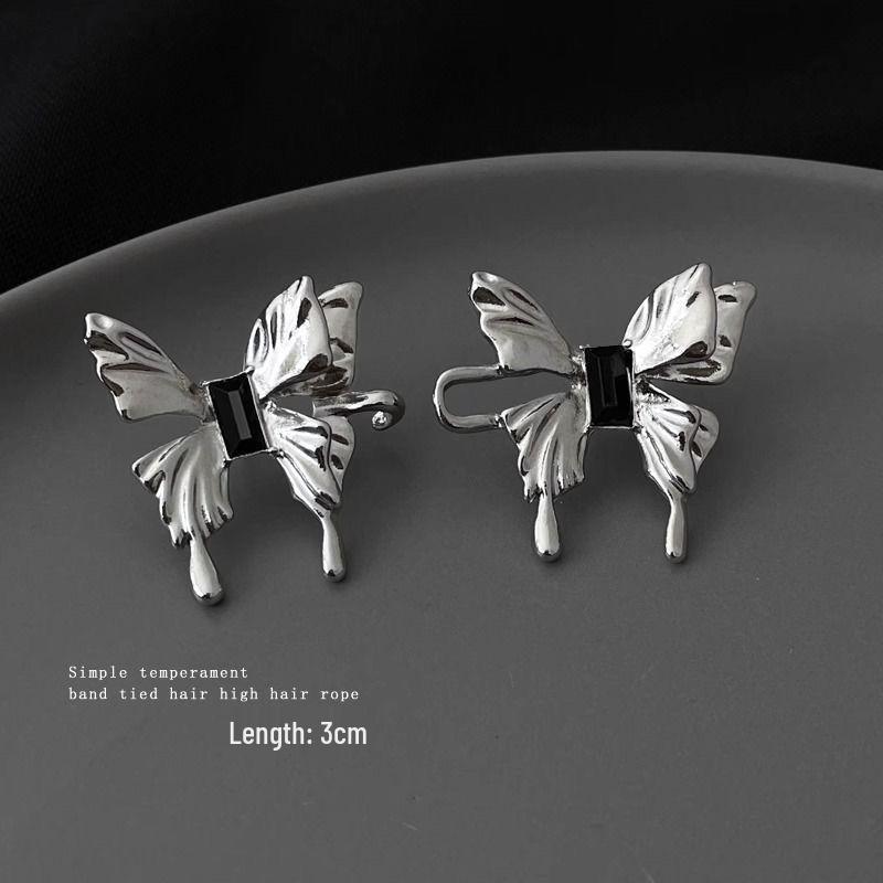 

Butterfly Waist-Cinching Buckle: No-Sew Dress Jeans Alteration for Tightening & Adjusting Waistlines. срібний