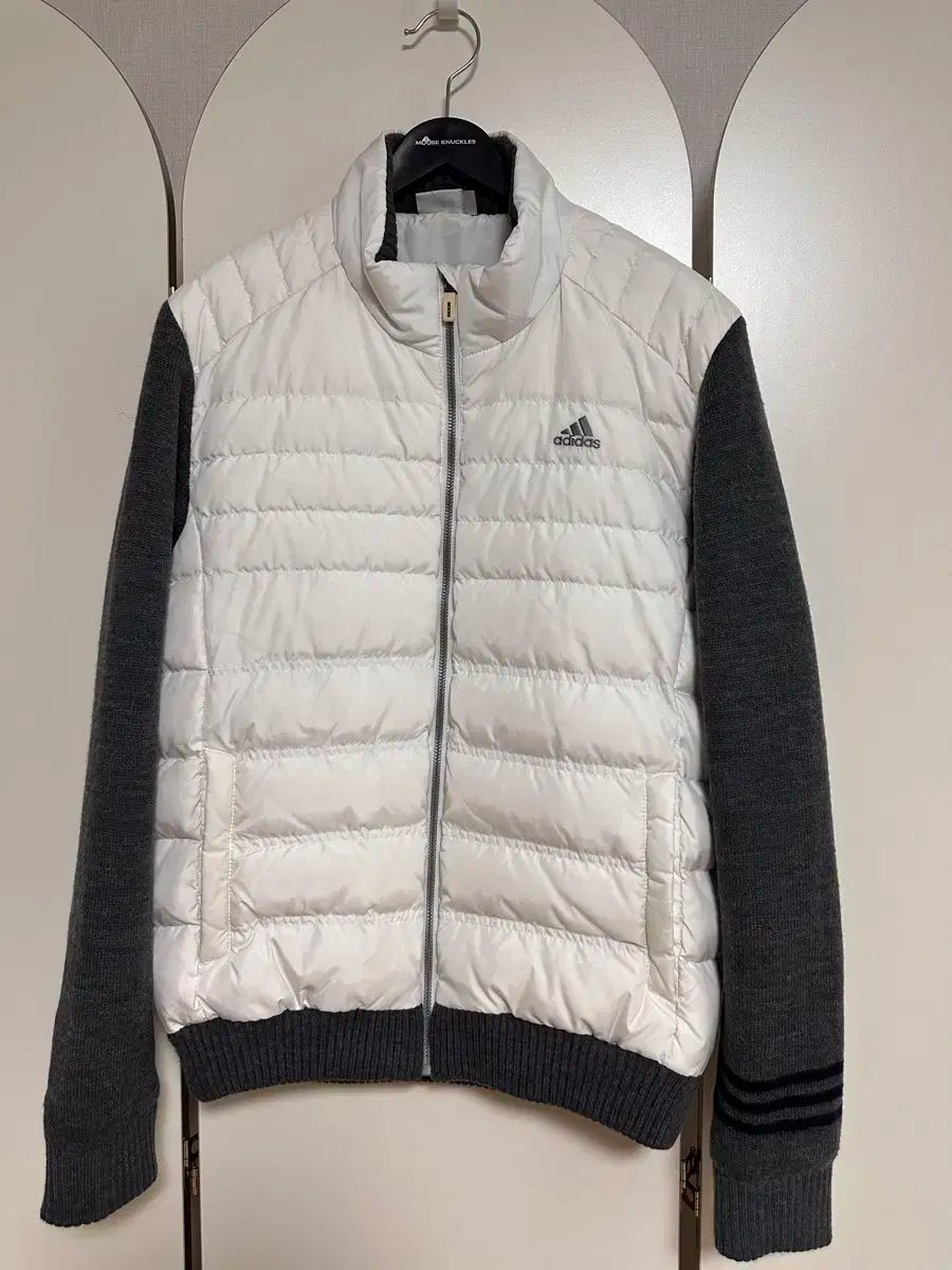 

[Б/У] Пуховик adidas с вязаным свитером, рукавами, размер 100