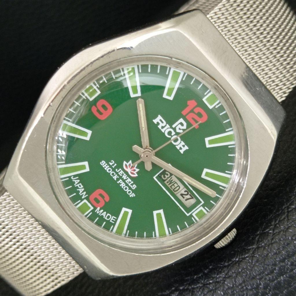 

AUTOMATIC VINTAGE RICOH R31 JAPAN MENS GREEN COLOR DIAL WATCH a707729-1