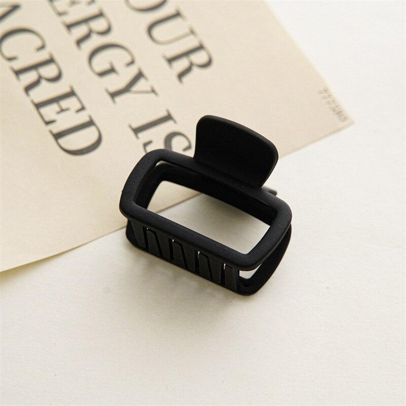 2023 New Women Sweet Resin Large Barrettes Crab Hair Clip Fashion Jelly Hair Claw Shark Clip For Girls Hair Accessories Headwear