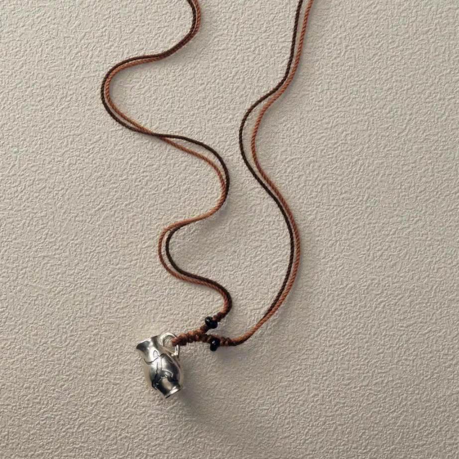 ESN Home Carved Wine Pot Necklace: Nomadic Style Woven Basket Clavicle Chain
