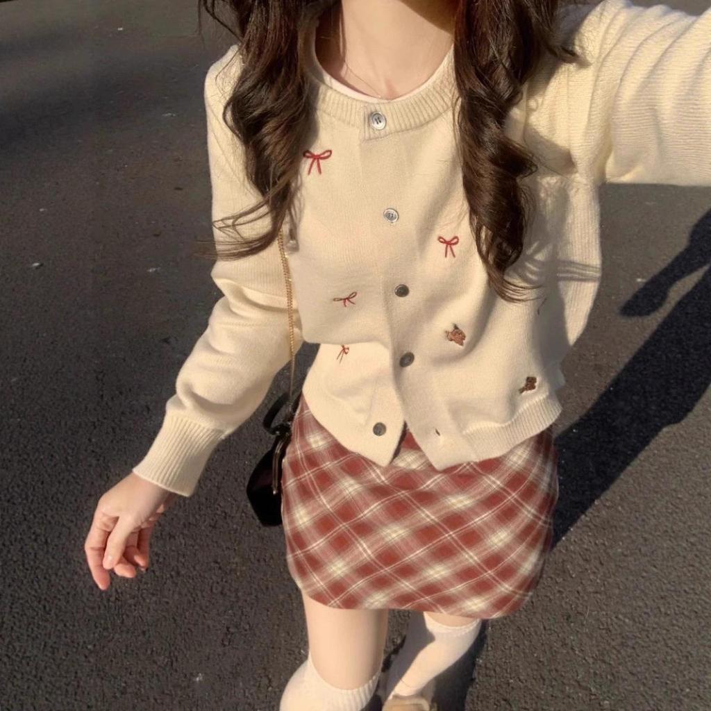 Korean Bow Embroidered Knitted Cardigan - Sweet Autumn/Winter Short Sweater for Women