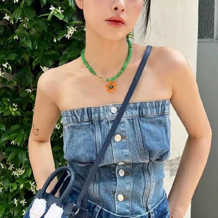 Stylish Glass Necklace With Unique Flower Styles Portable for Parties Supplies Dates Or Special Gifts Daily Use