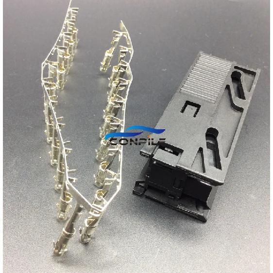 for BMW power amplifier L7 20PIN audio plug in logic7 connector with terminal pin housing