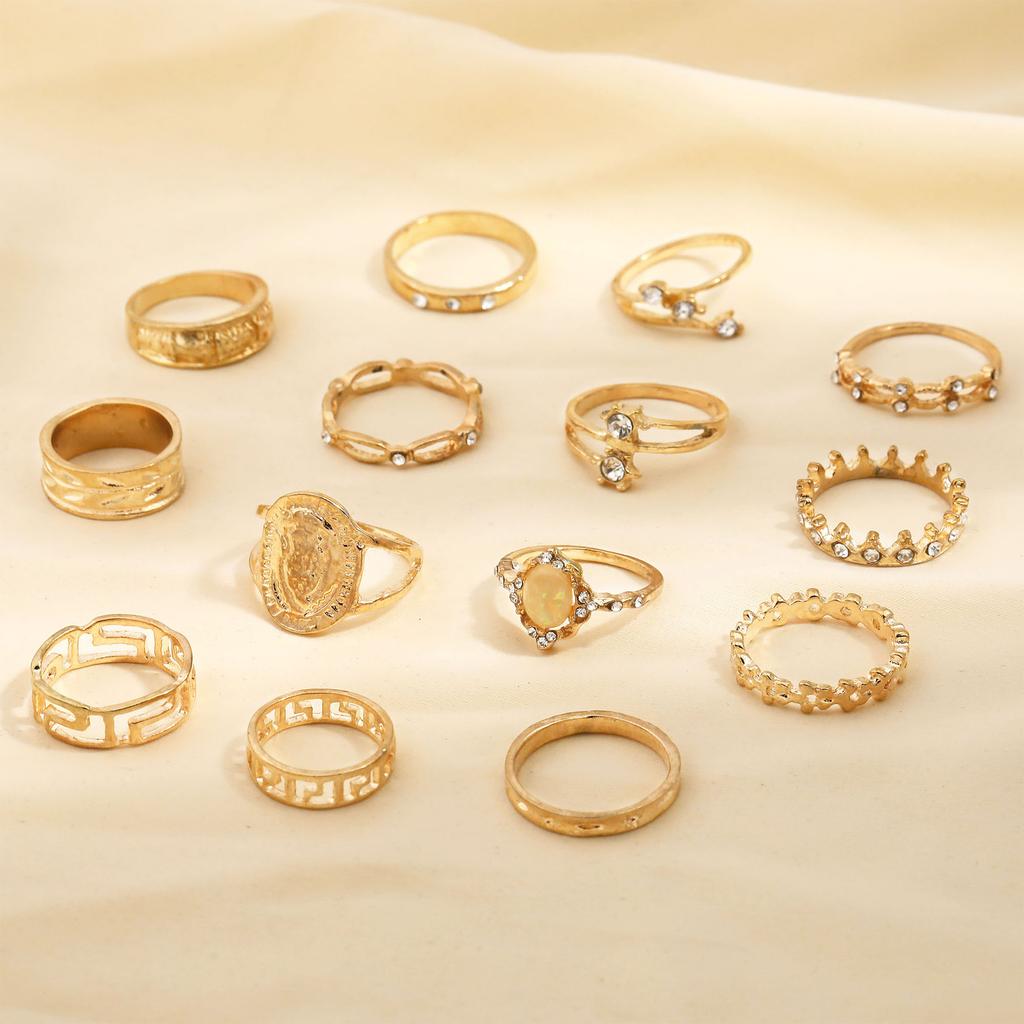 Promotional Combination Ring, Retro Personalized Point Diamond Hollow 14-Piece Set Jewelry.