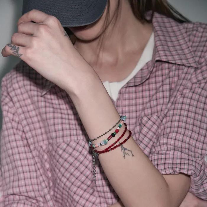Mid Heart Bead Bracelet