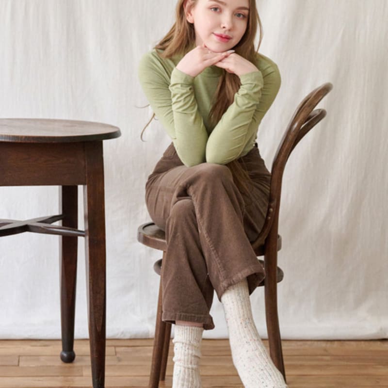 

lululela Christmas Wool Knit Twisted Socks (4 Colors) Charcoal