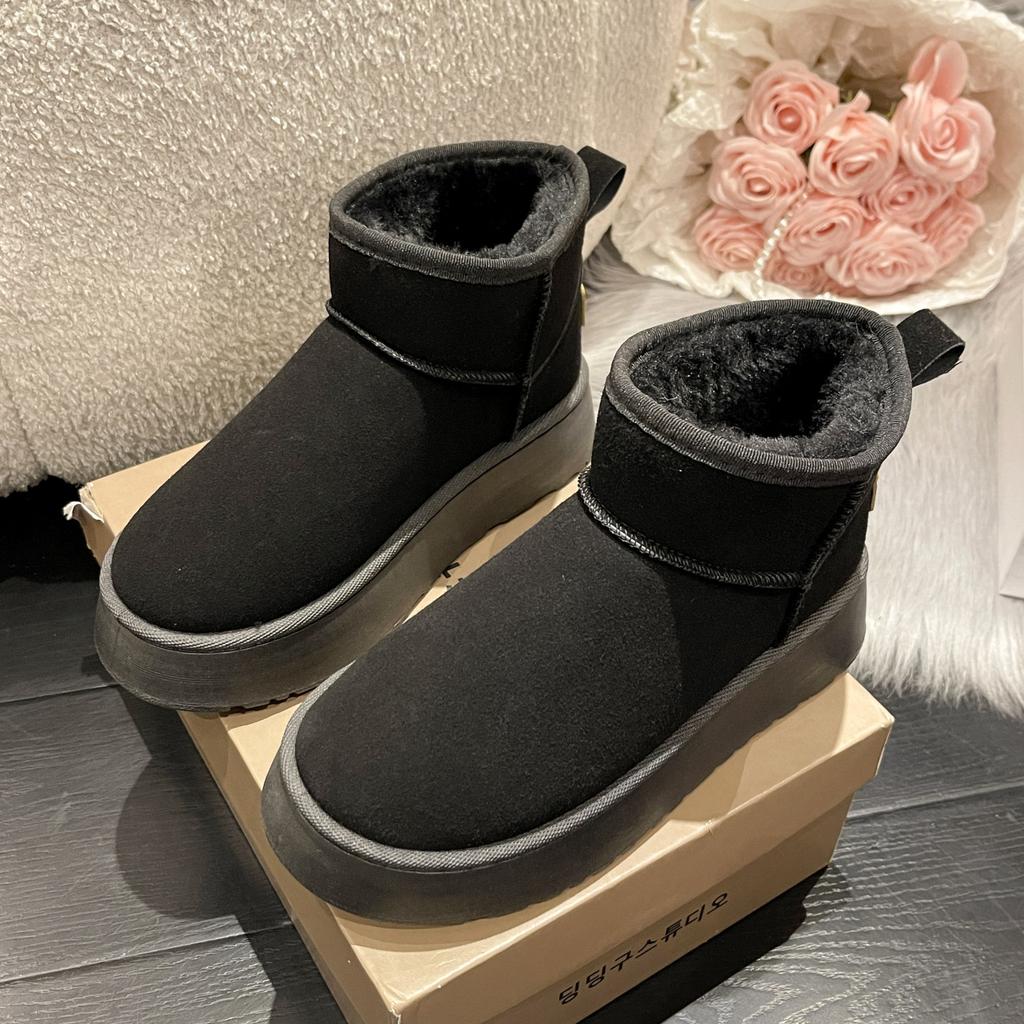 Dicksöhlige Schneestiefel für Damen zum Tragen im Winter, neue gefütterte verdickte wasserdichte, winddichte und rutschfeste Baumwollschuhe für Damen