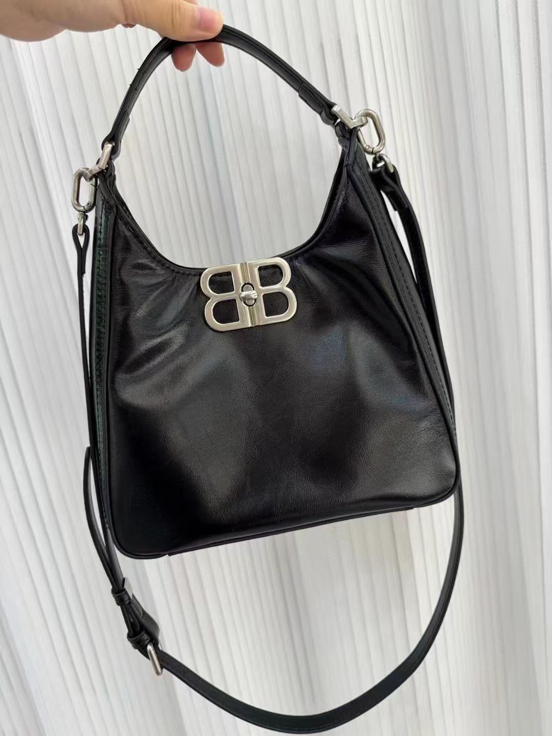 

Paris B hobo armpit bag real question women s handbag light luxury high sense commuter shoulder bag messenger bag