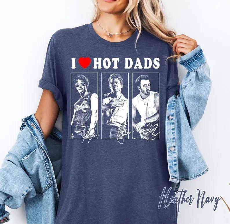 I Love Hot Dads Shirt Jonas Bros 20th Annivesary Tour 2026 Fast Shipping S