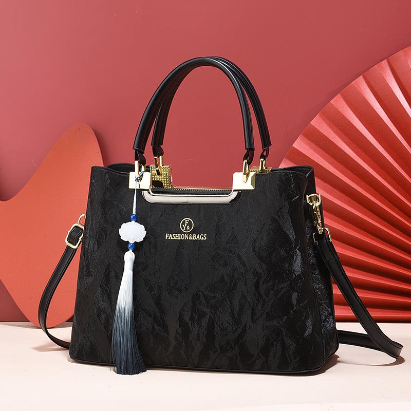 Fashion single shoulder elegant temperament handbag 2025 new casual national style new Chinese large-capacity women's bag looks good