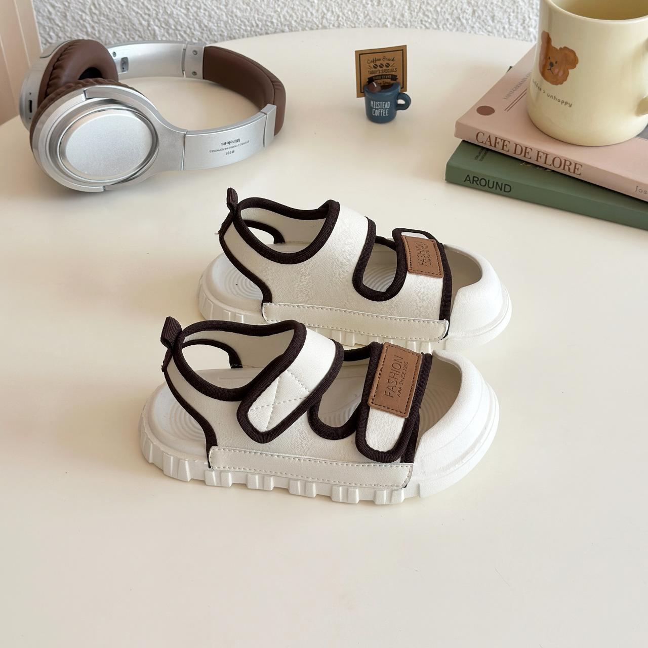 Kids Closed Toe Adjustable Strap Sport Sandals 21 белый